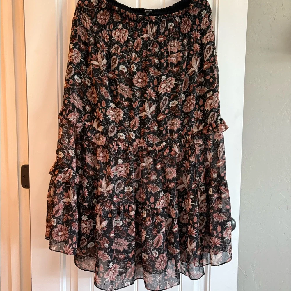 Madewell Tiered Floral Midi Skirt | Black & Burnt Auburn | Size M - Picture 8 of 10